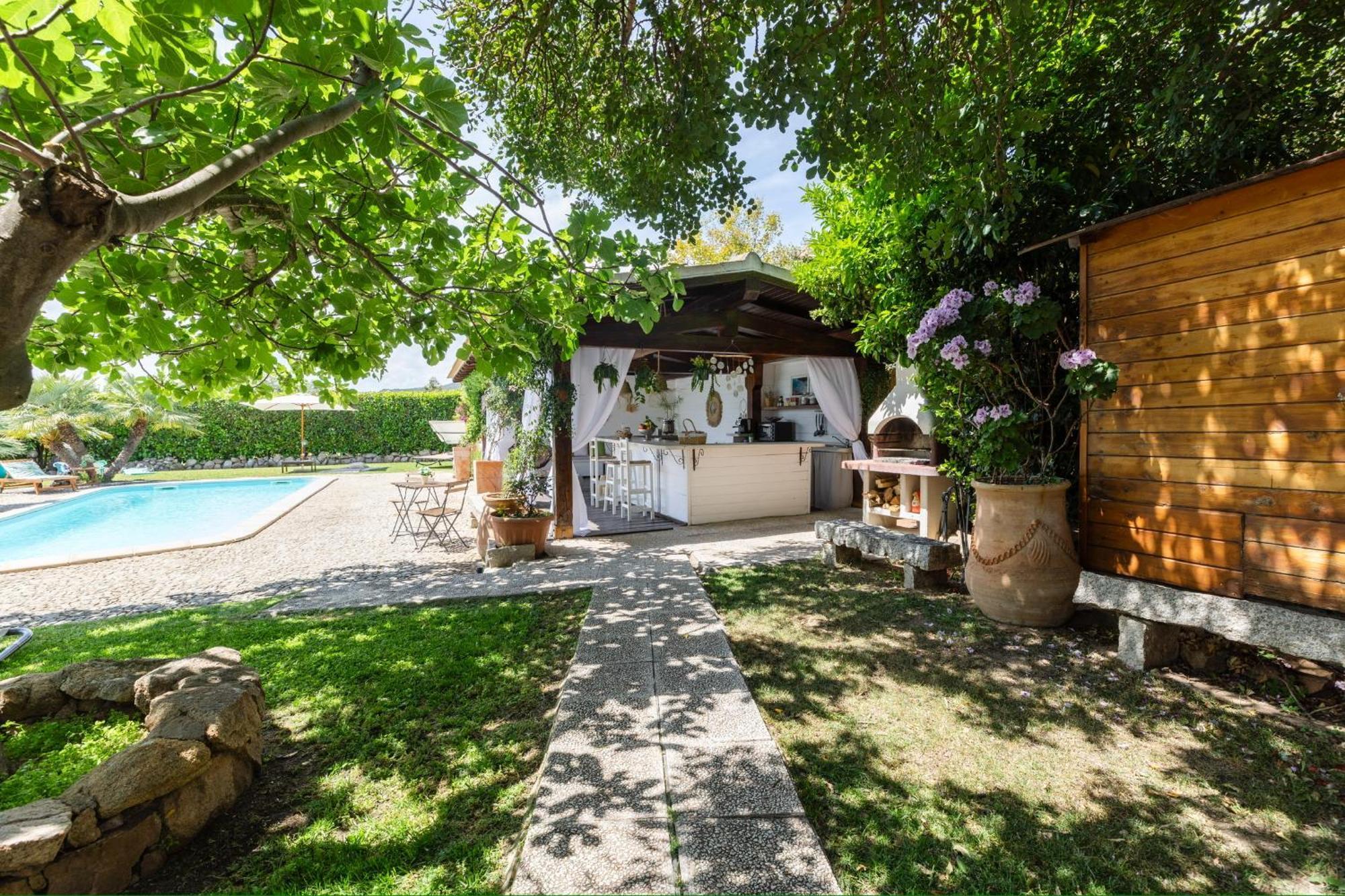 Villa Niloan Olbia Exteriör bild